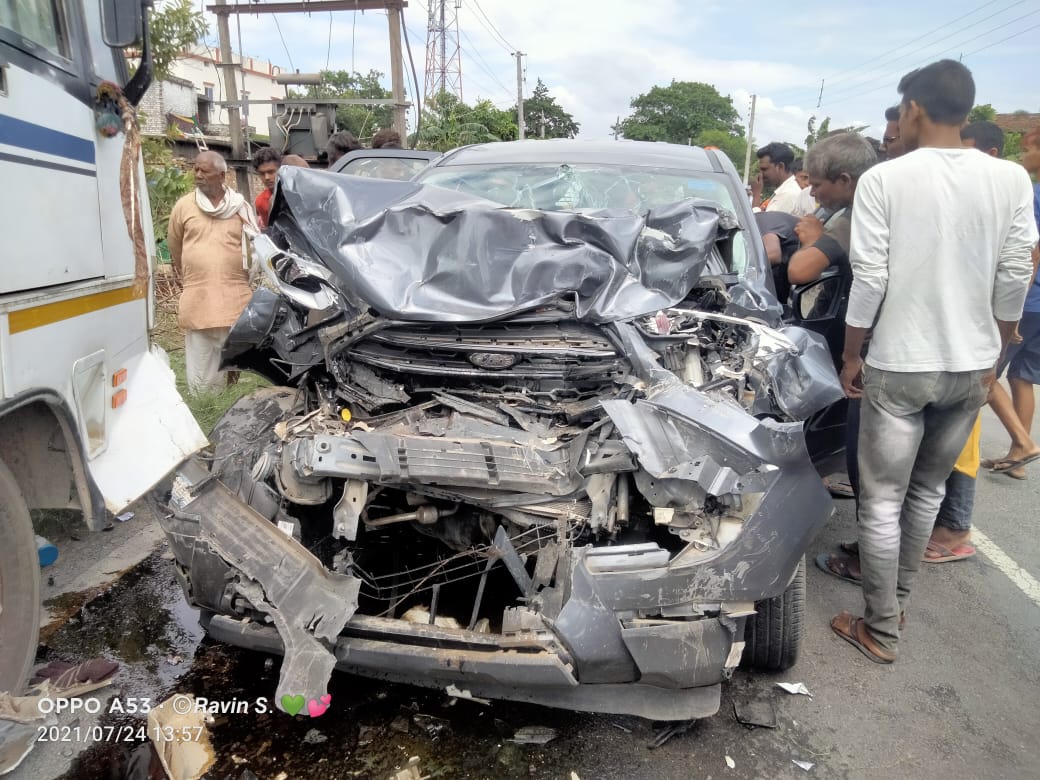car accident in tarwara